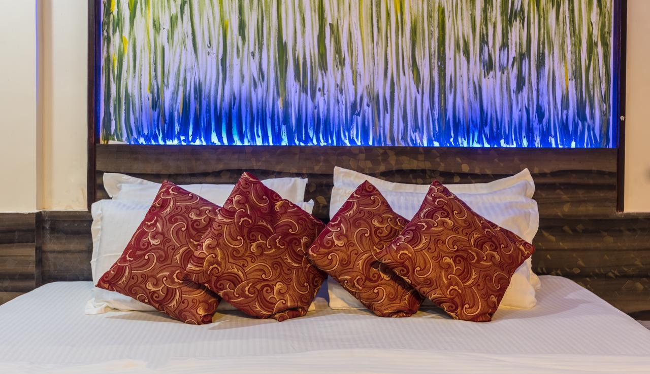 Hotel Panchratna Panvel Ngoại thất bức ảnh