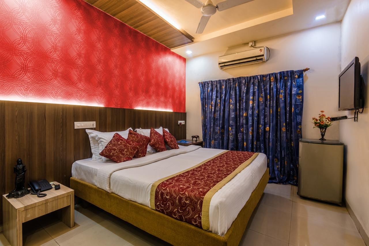Hotel Panchratna Panvel Ngoại thất bức ảnh