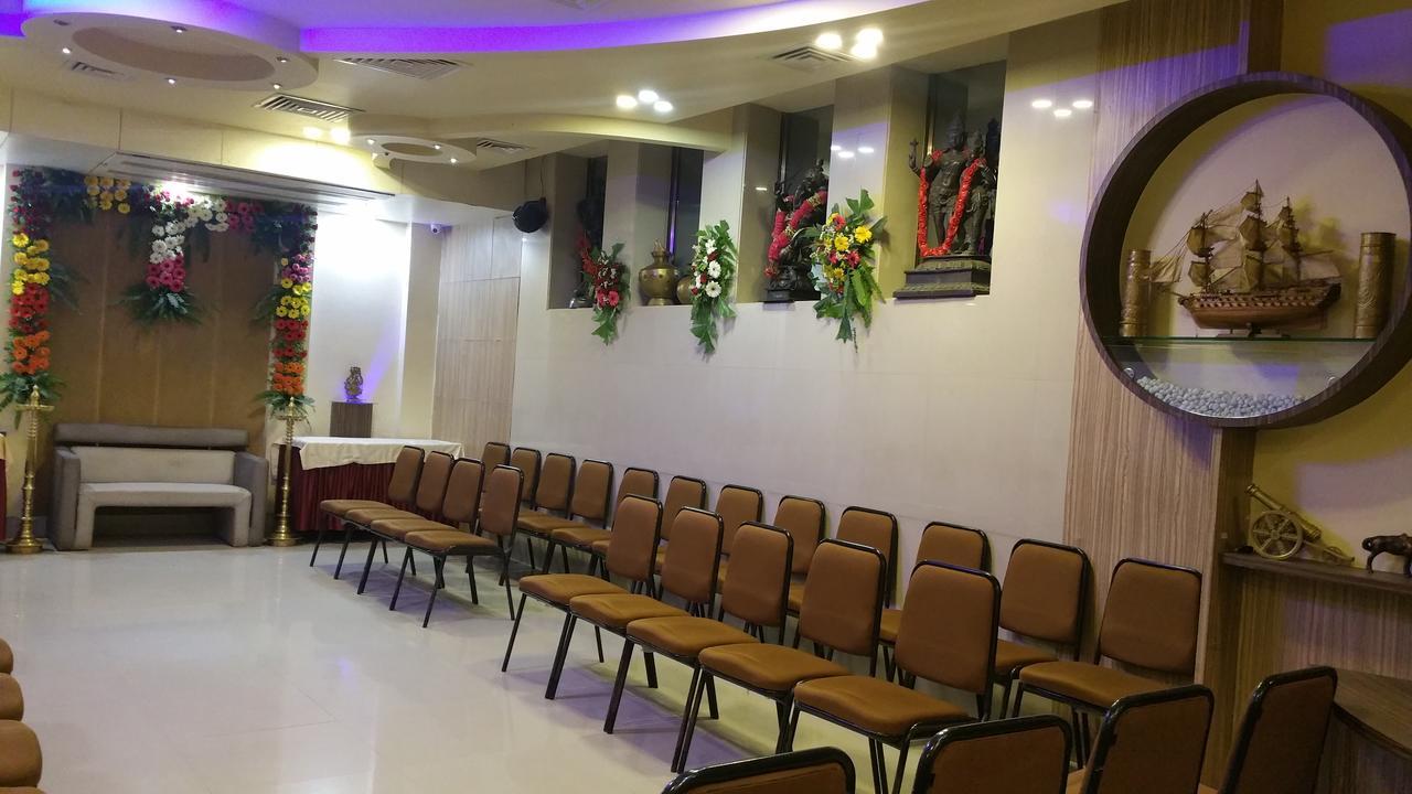 Hotel Panchratna Panvel Ngoại thất bức ảnh