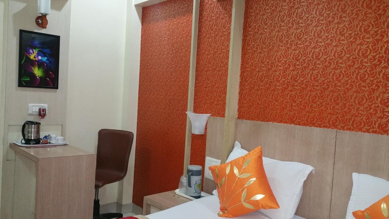Hotel Panchratna Panvel Ngoại thất bức ảnh