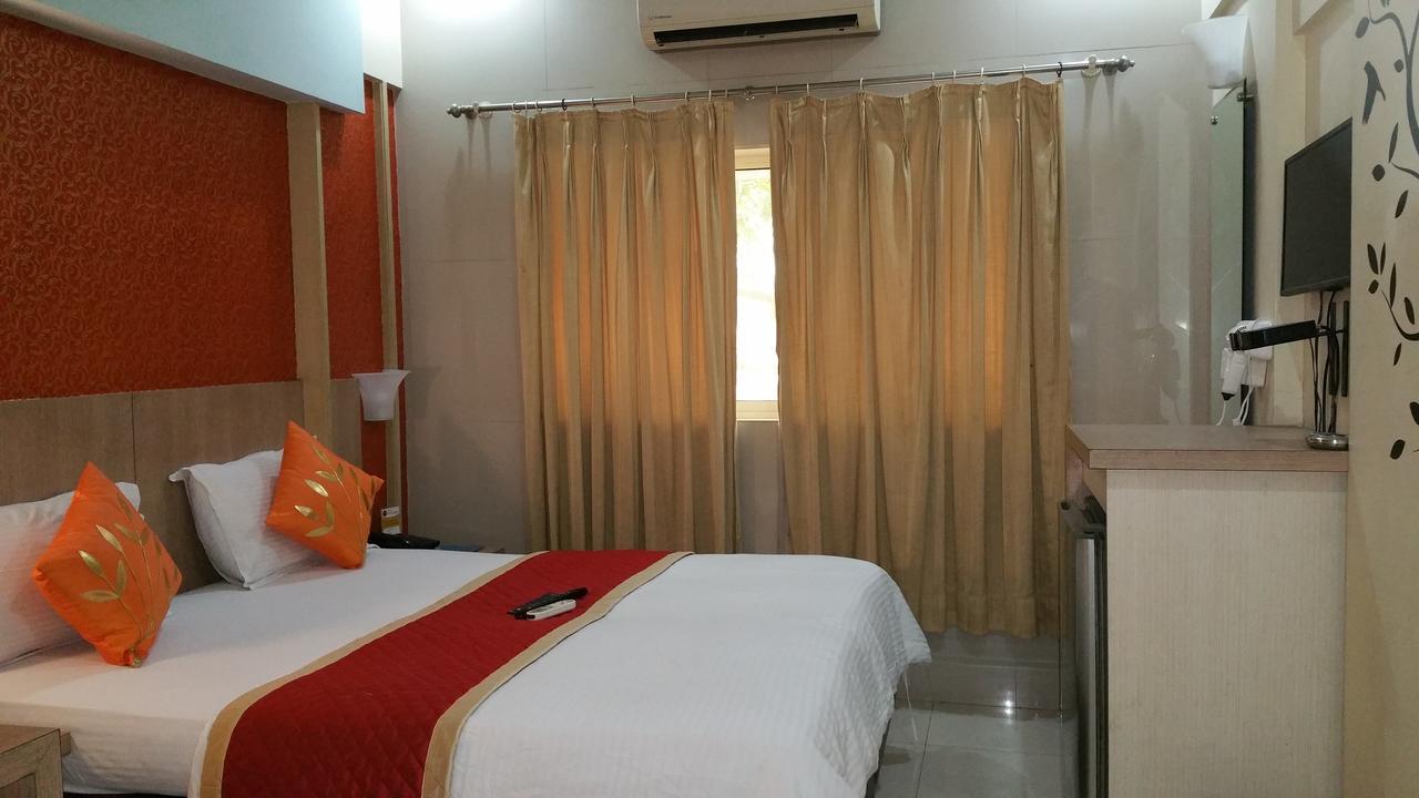 Hotel Panchratna Panvel Ngoại thất bức ảnh